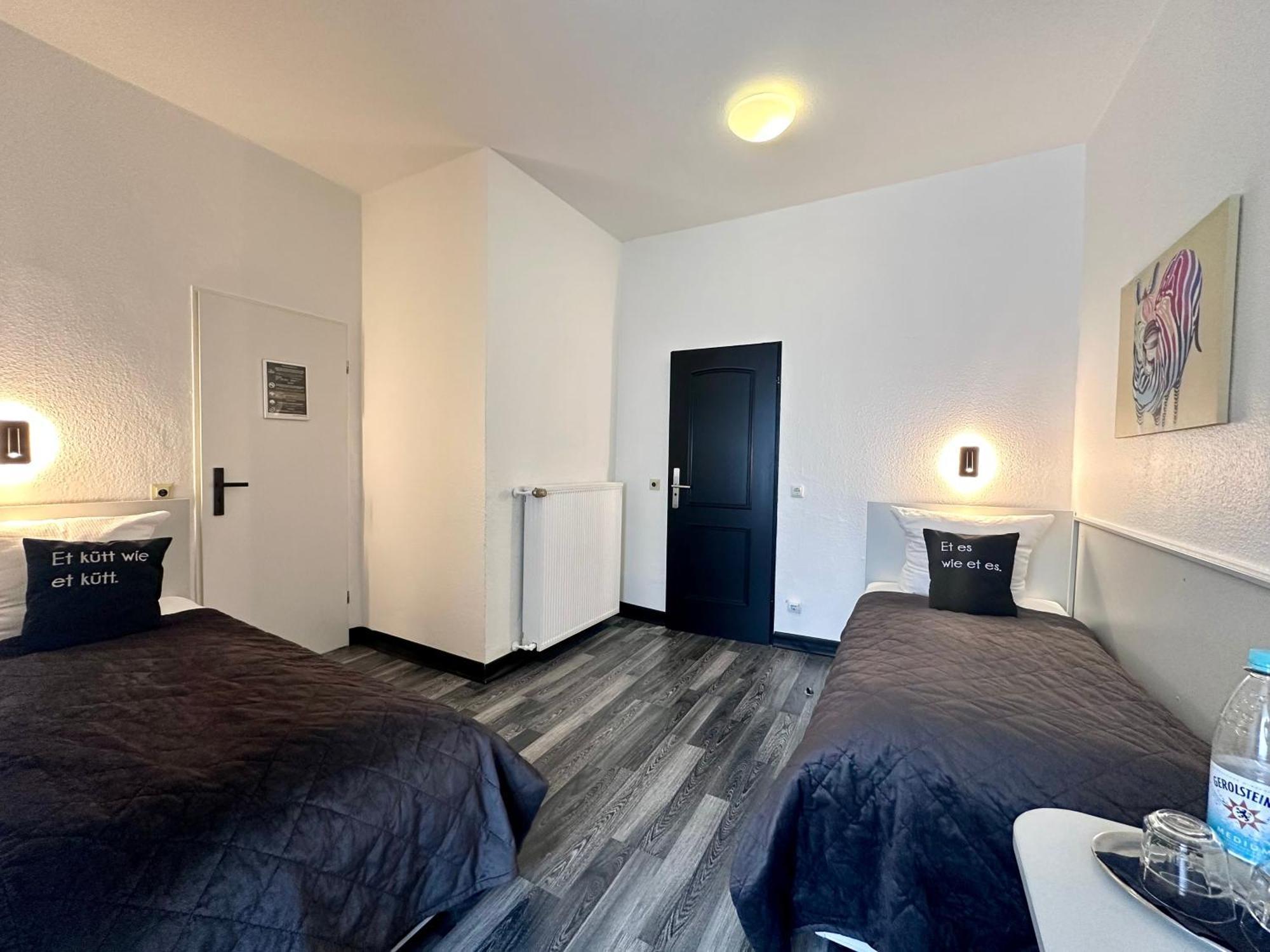 Hotel Alt Deutz City-Messe-Arena Kontaktloser Self Check-In Köln Kültér fotó
